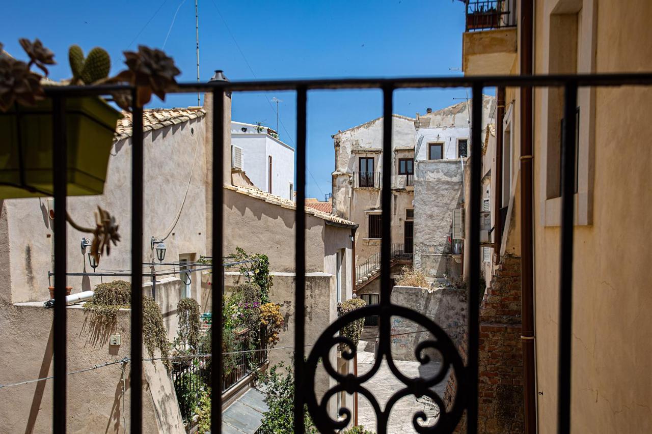 Calipso Apartments Ortigia Сиракузы Экстерьер фото