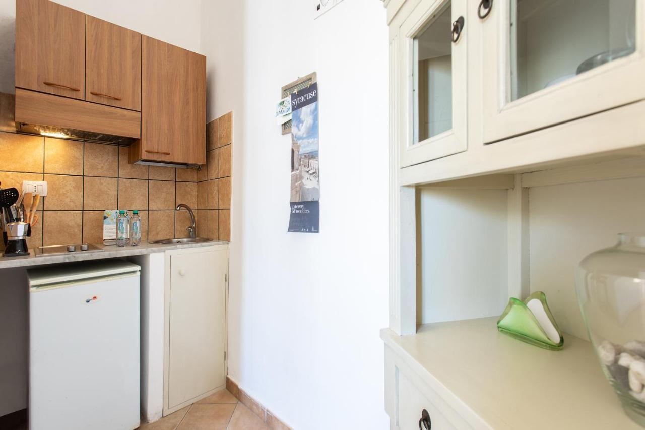 Calipso Apartments Ortigia Сиракузы Экстерьер фото