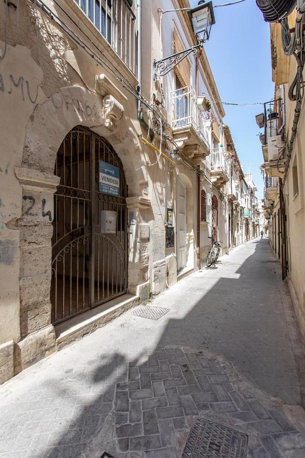 Calipso Apartments Ortigia Сиракузы Экстерьер фото
